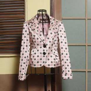 广东虎门外贸服装厂家直供 淘宝货源与品牌批发优势解析